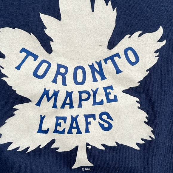 Vintage Toronto maple leafs T-shirt - Picture 3 of 5